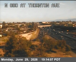 TVA65 -- I-880 : AT THORNTON AV LOOP OR